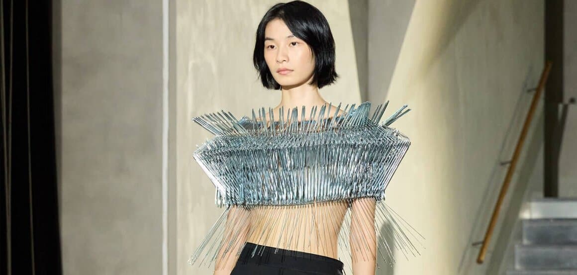 Josie's Runway 原画　一点もの Hodakova: Ready-To-Wear SS26 - 10 Magazine USA